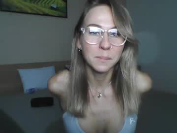 girl 18+ Teen Pussy Pics On Web Cams with viktoriaaember