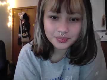 girl 18+ Teen Pussy Pics On Web Cams with daisy_princess