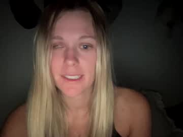 girl 18+ Teen Pussy Pics On Web Cams with beachbabi