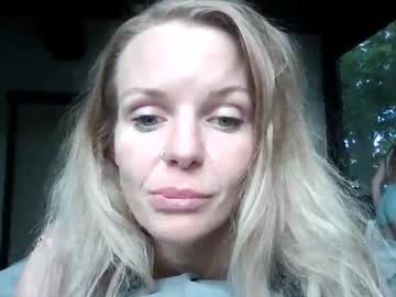 girl 18+ Teen Pussy Pics On Web Cams with carinablair777