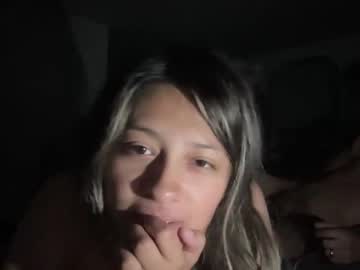 couple 18+ Teen Pussy Pics On Web Cams with pinapplelover69