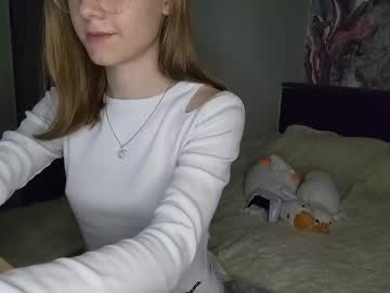 girl 18+ Teen Pussy Pics On Web Cams with lowress